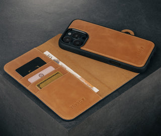 Card slots and detachable cover of the Blue Nubuck Leather Case (with detachable cover) for iPhone 16 Pro
