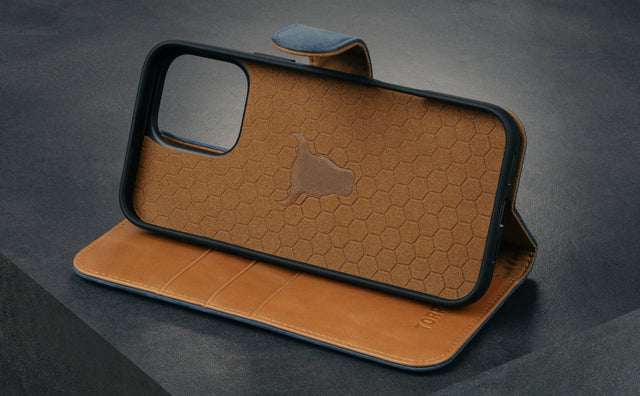 Funda de Cuero para iPhone 16 Pro Max (Tapa Magnética Desmontable y MagSafe) Feature Focus