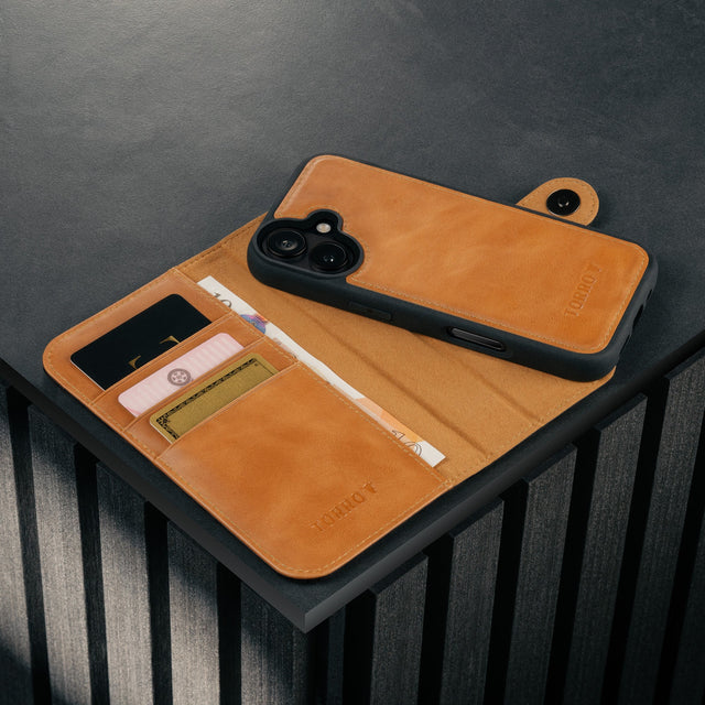 Card holder and detachable cover of the Black Leather Detachable Case for iPhone 17