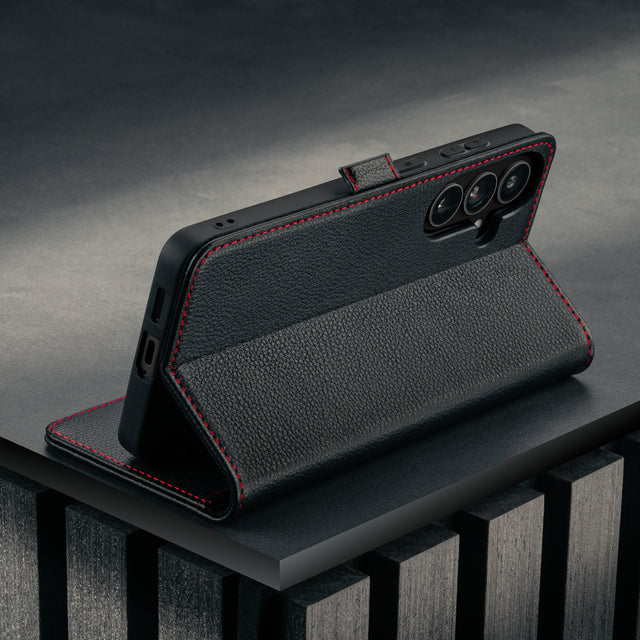 Función soporte de la funda negra y roja