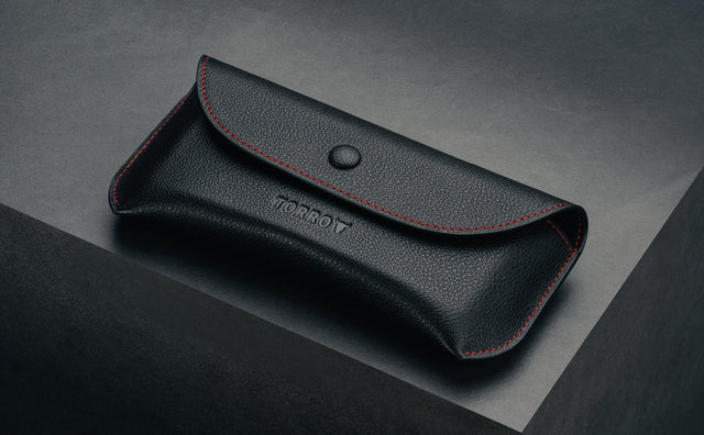 Estuche de Cuero para Gafas de Sol Feature Focus
